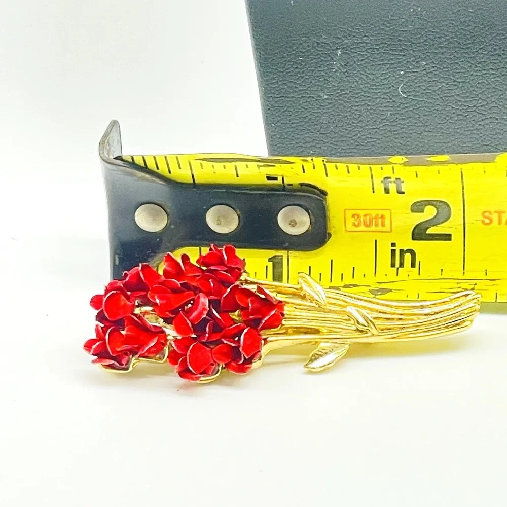 Signed DM97 Red Rhinestone Flower Brooch Pin Gold Tone Floral Bouquet Vintage